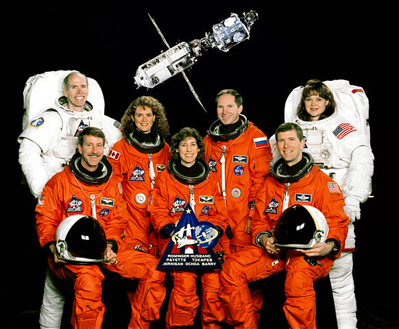 Kent V. Rominger (4), Commander Rick D. Husband (1), Pilot Ellen Ochoa (3), Mission Specialist Tamara E. Jernigan (5), Mission Specialist Daniel T. Barry (2), Mission Specialist Julie Payette (1), (Canada) Mission Specialist Valery Ivanovich Tokarev (1), (Russia)
Mission Specialist