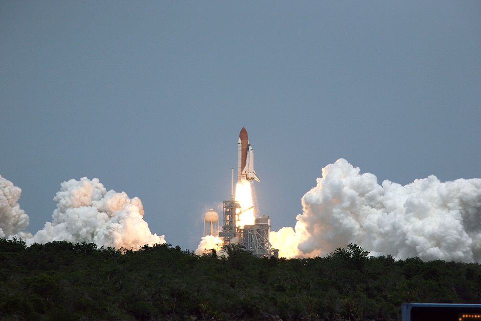 Launch of sts-125